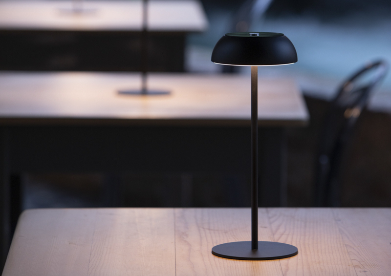 Lampade da tavolo senza fili di design, la nuova tendenza